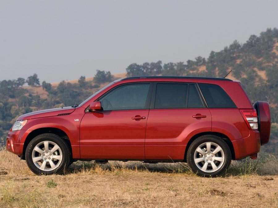  Suzuki Grand Vitara 5-Door 2005 года  (US) (фото 19 из 30)